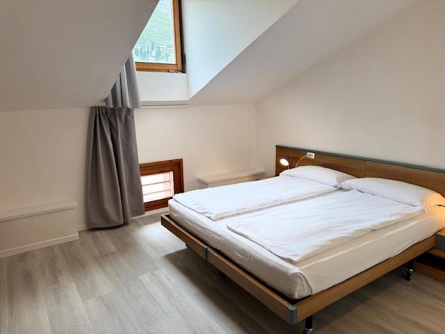 Hotel Geier Torbole Sul Garda Екстериор снимка